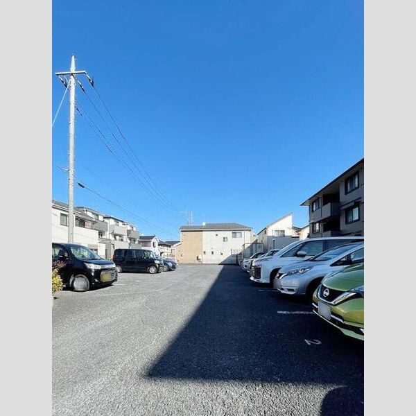 オークコート 駐車場