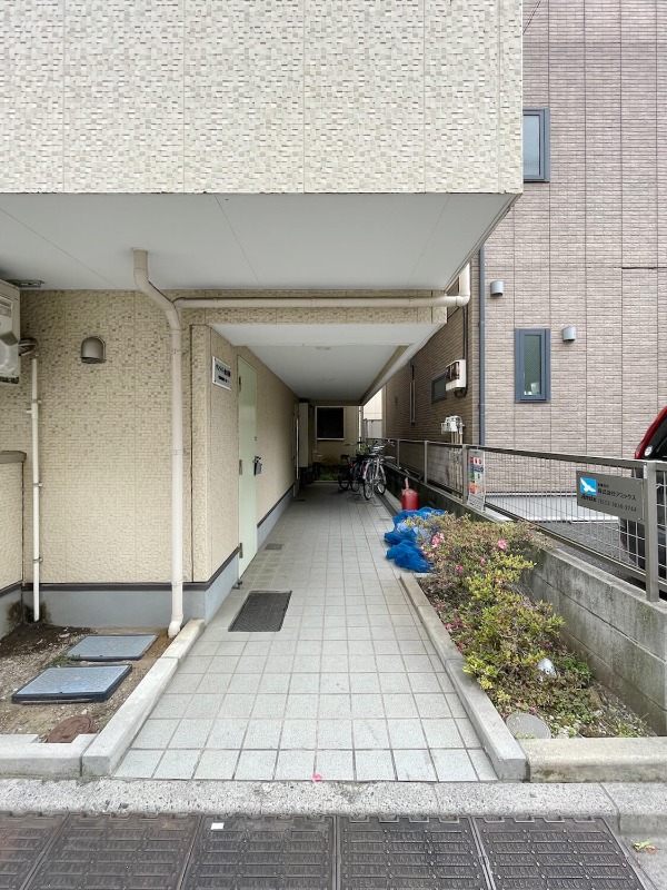 サンライト新井薬師4階 エントランス