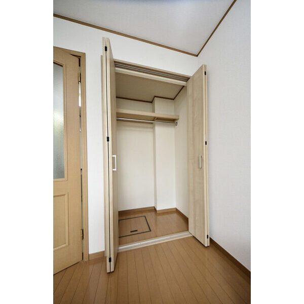 エレガンス鵠沼 収納