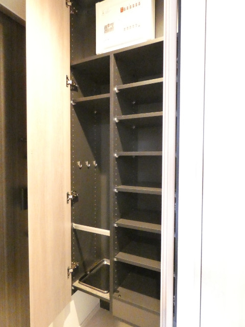 ネベル戸越公園7階 シューズボックス