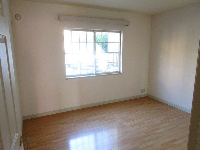 シャルマンヒルズ 洋室（イメージ）