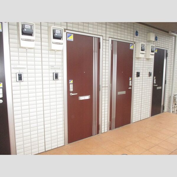 ボヌールヴィー 玄関