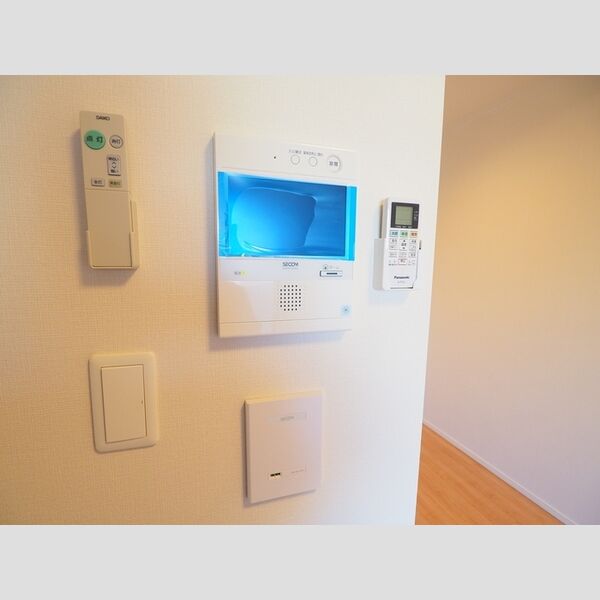 ロイジェントパークス千葉中央1204号室 TVインターホン