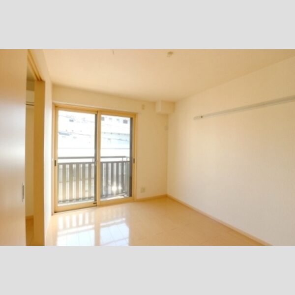 セゾン201号室 南側洋室