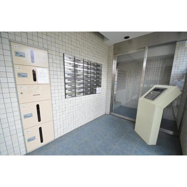 オキザリス401号室 エントランス