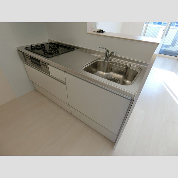 リヴェール湘南 キッチン