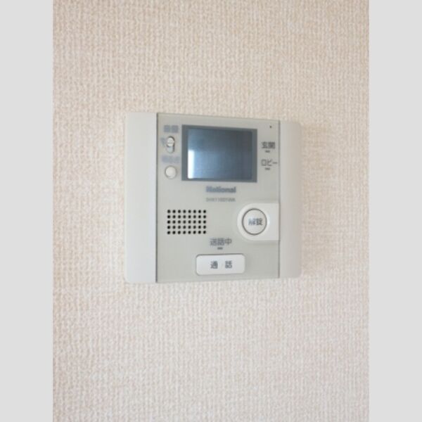 ル・シエル、ラ・メール、ル・ソレイユ　　　ル・シエル101号室 モニター付インターホン