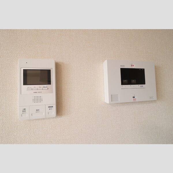 クレシェンテ205号室 TVインターホン・SECOM