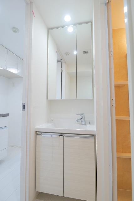 PREMIUM CUBE 駒込 内観