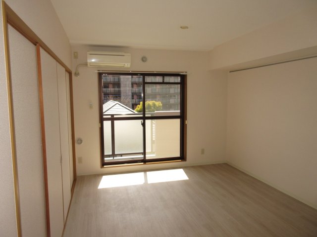 アルデバラン リビング