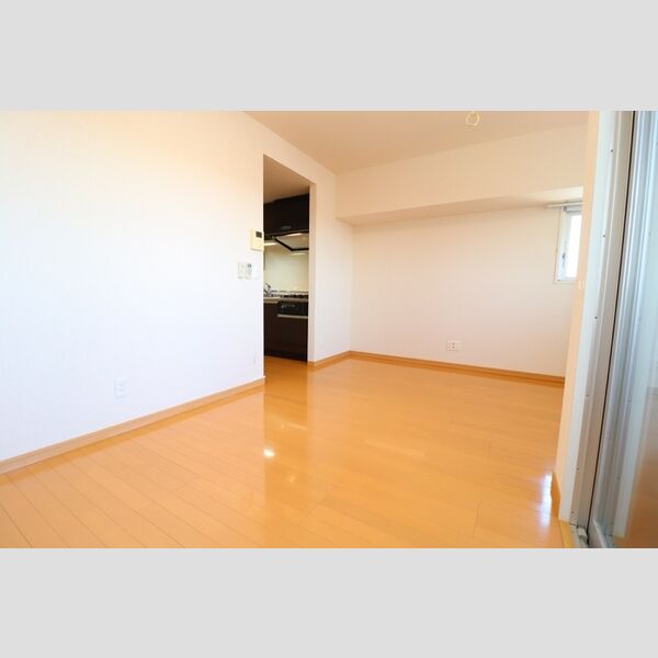 リヴェールRX701号室 洋室9.4帖