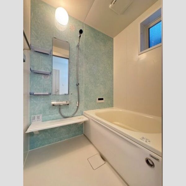 メゾンボヌール 一日の疲れを癒すお風呂♪追い焚き機能付き