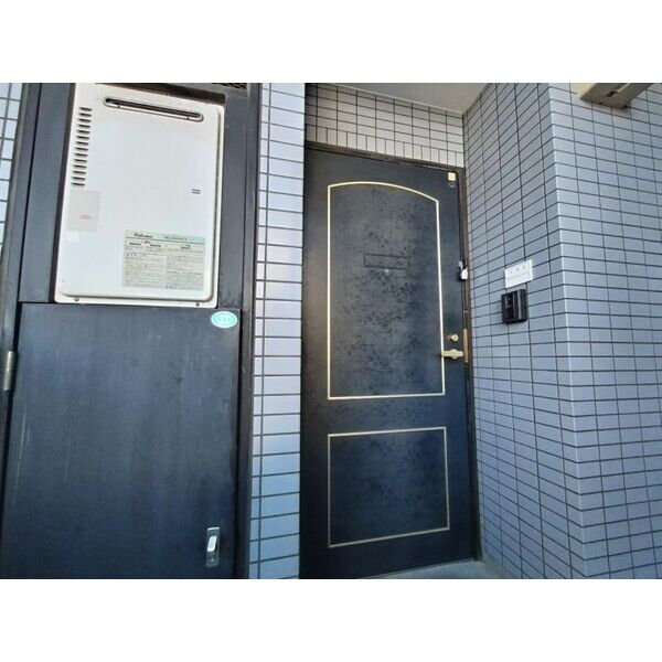 フラワーハイツふじみ野 玄関