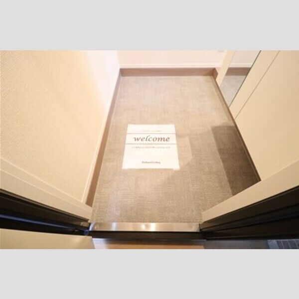 ヴァン・ヴェールおおたかの森　Ⅱ 玄関