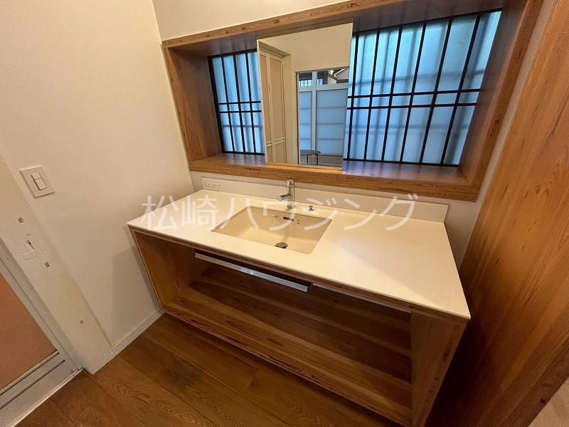 中野区上高田3丁目貸家 洗面