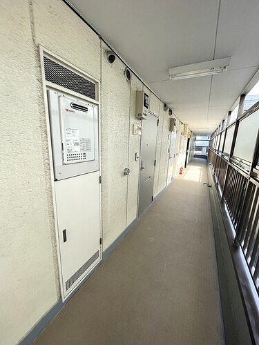 メゾンパール豊玉2階 2階共有部通路