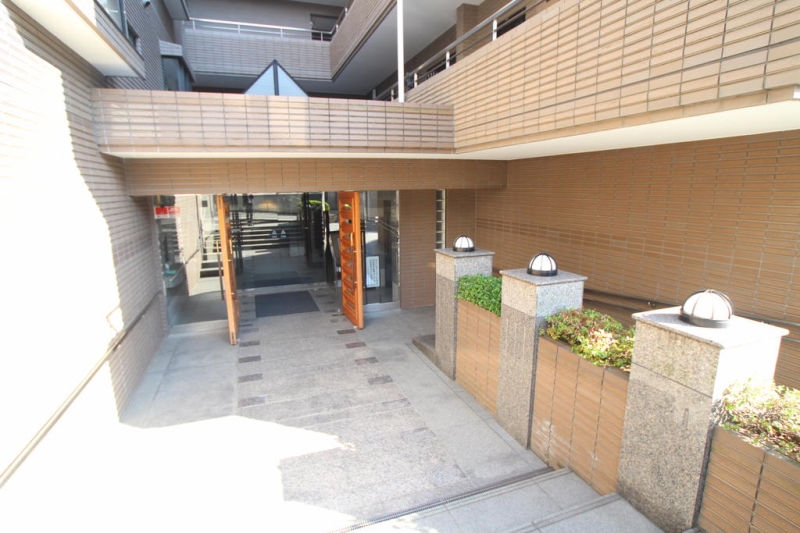 ファミールグラン田園調布 エントランス