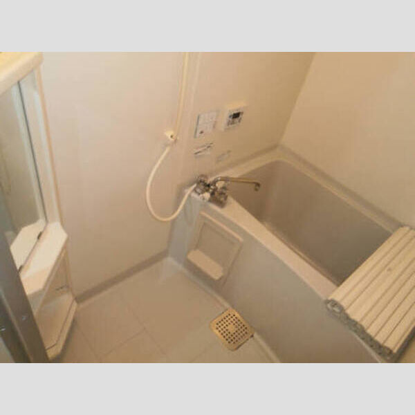 パティオ　弐番館 101パティオ弐番館バス