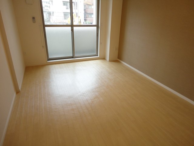 Ｐｒｉｍｅ　Ｃｏｕｒｔ・川口（プライムコート・川口） 洋室（９.２帖）