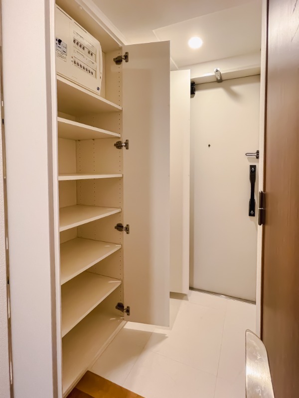 レジディア亀戸プレイス7階 玄関