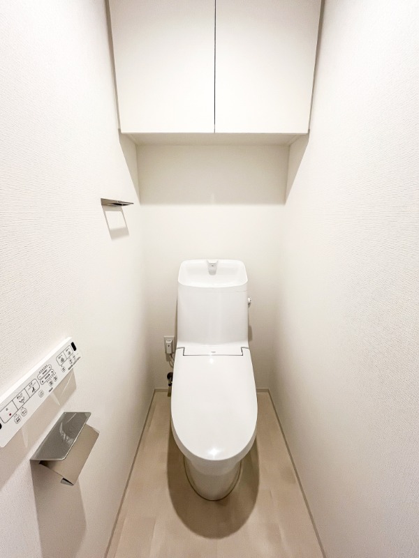 ドゥーエ王子神谷1階 トイレ