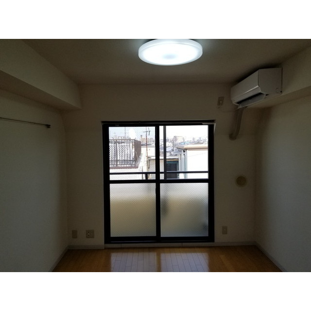 ロアール大岡山 リビング