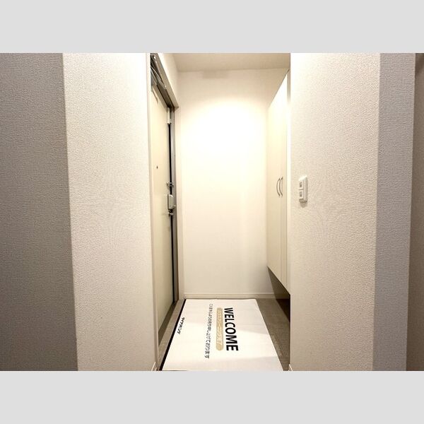 ブリランテ　B303号室 玄関