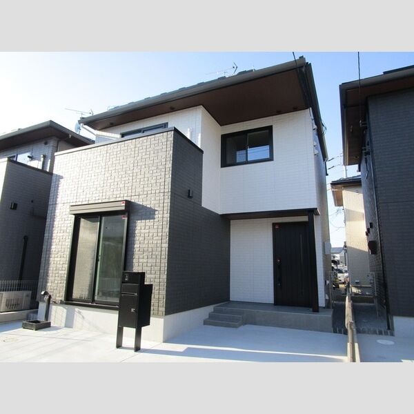 大野町2丁目戸建貸家D号室 外観