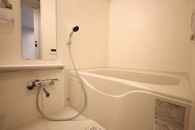 nido SHIN-OKACHIMACHI3階 バス