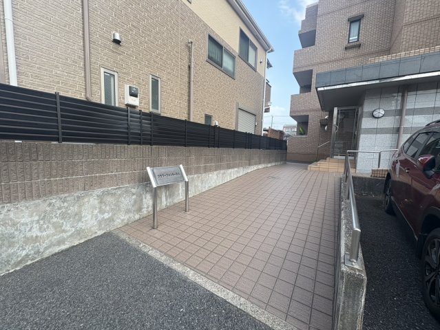 305号室
