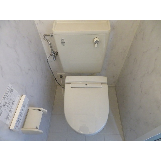 アムス・アミティエ川崎Ⅲ0401号室 トイレ