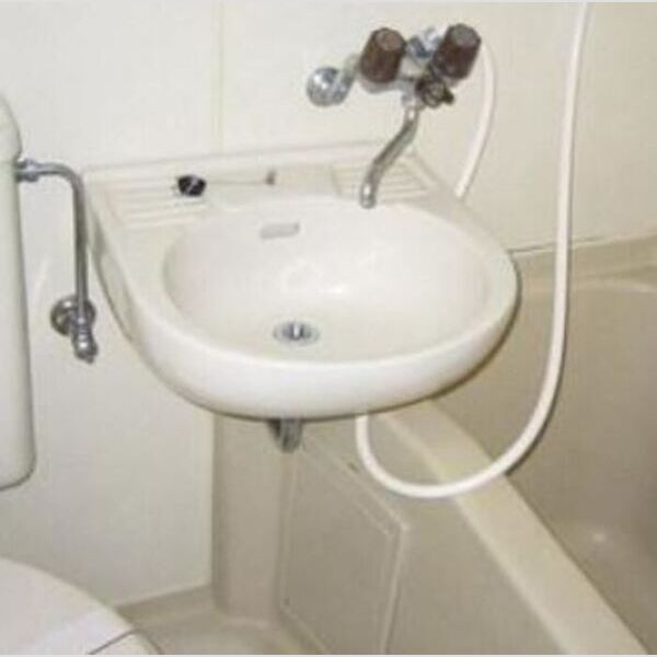 アルカキット葛西207号室 三点ユニット　洗面台