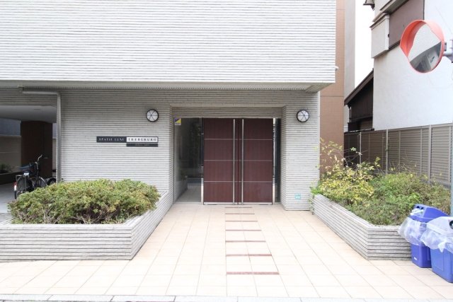 スパシエ　ルクス　池袋 エントランス