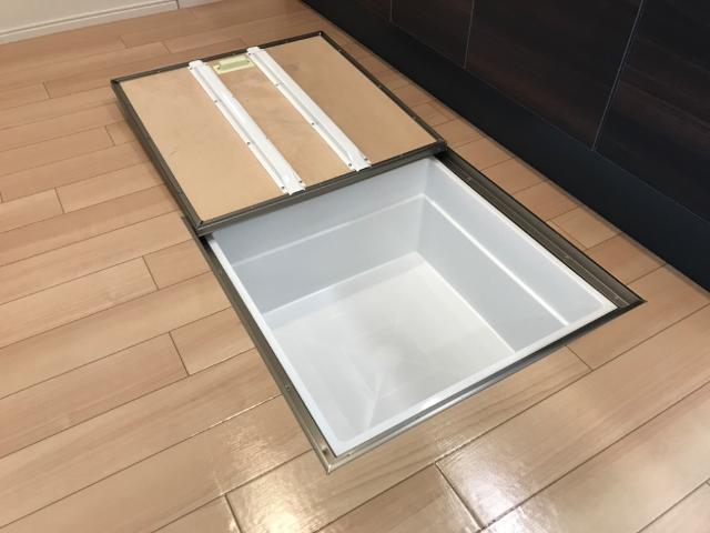 エイコンフィールドⅠ 床下収納