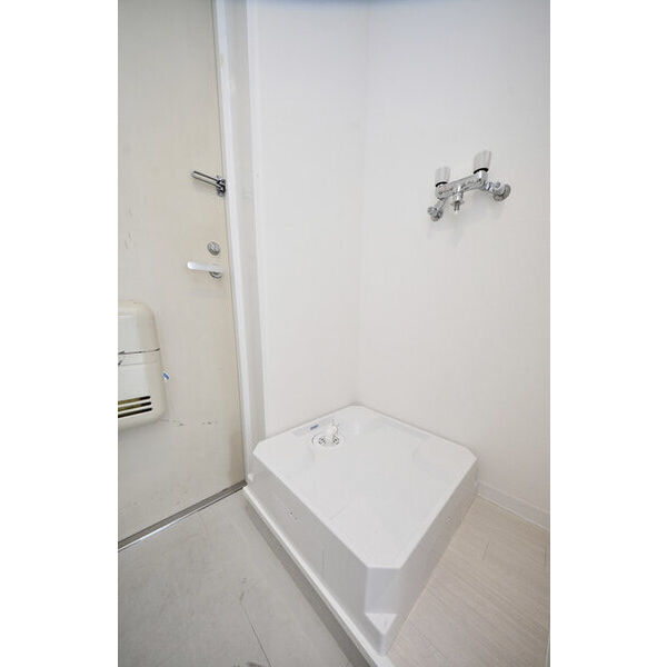 メゾン・ド・プレーヌ0410号室 洗濯機置場