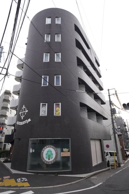 クロムハイツの外観画像