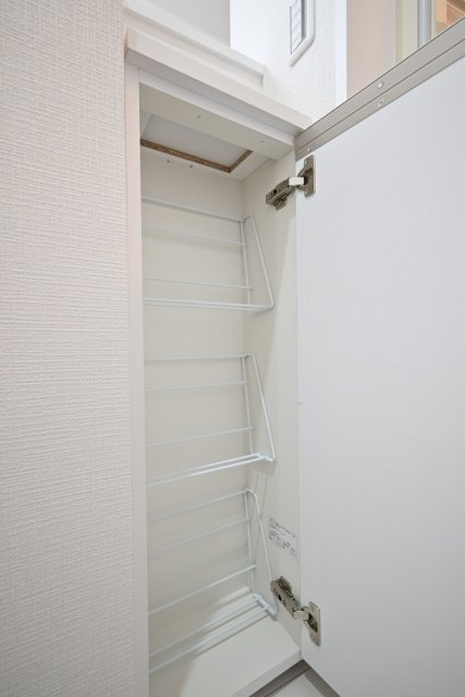 コクーン北町2階 靴入