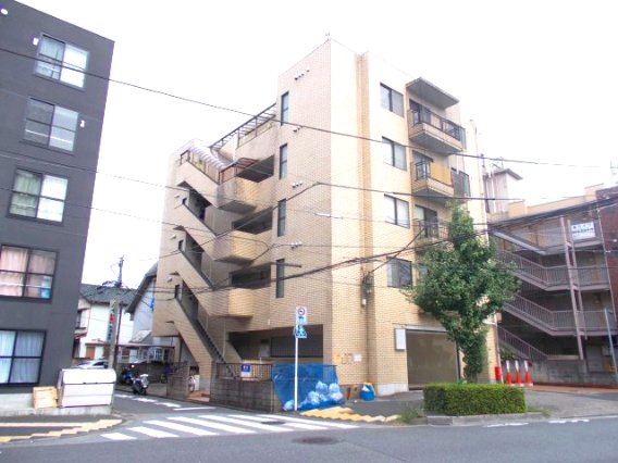 芳泉ビル405号室 外観