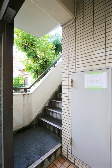 アーク境南町2階 エントランス