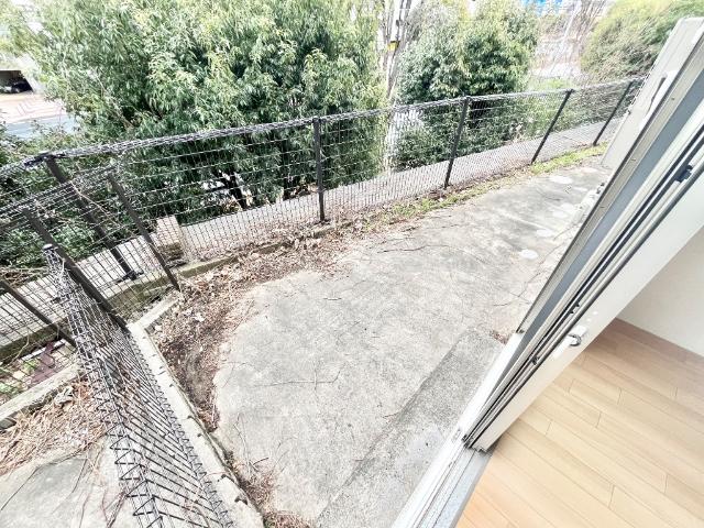 コンフォートヴィラ103号室 専用庭