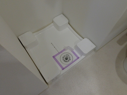 ＫＤＡ　ＳＨＩＮＡＧＡＷＡ　ＯＳＡＫＩ 室内洗濯機置場　※2019年6月撮影