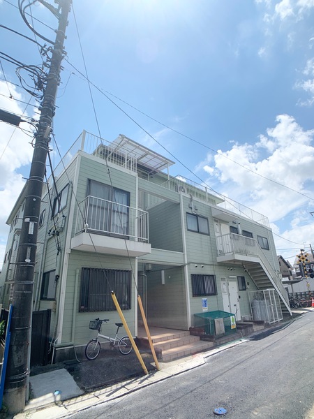 エメラルドハイム平和台 エントランス