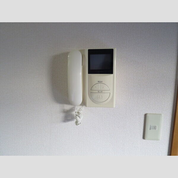 アバンドーネ高橋205号室 インターホン