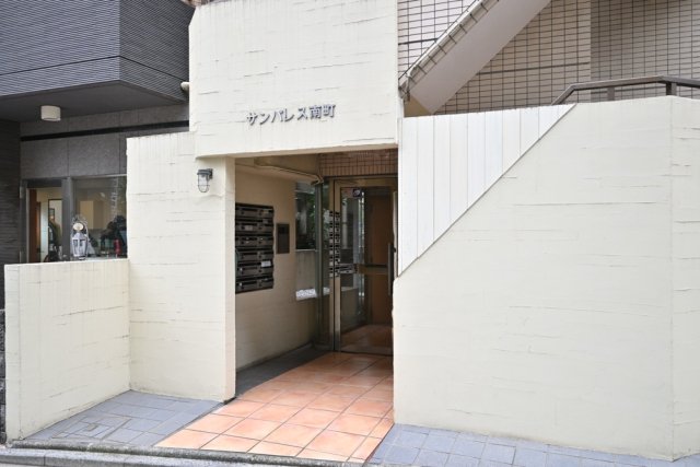サンパレス南町2階 エントランス