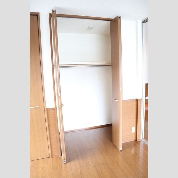 アルト・ポンテ クローゼット