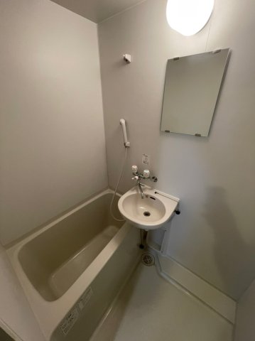 BILANCIA203号室 きれいなお風呂です