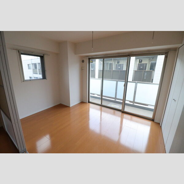 ル・シャトー・オンジェム403号室 洋室