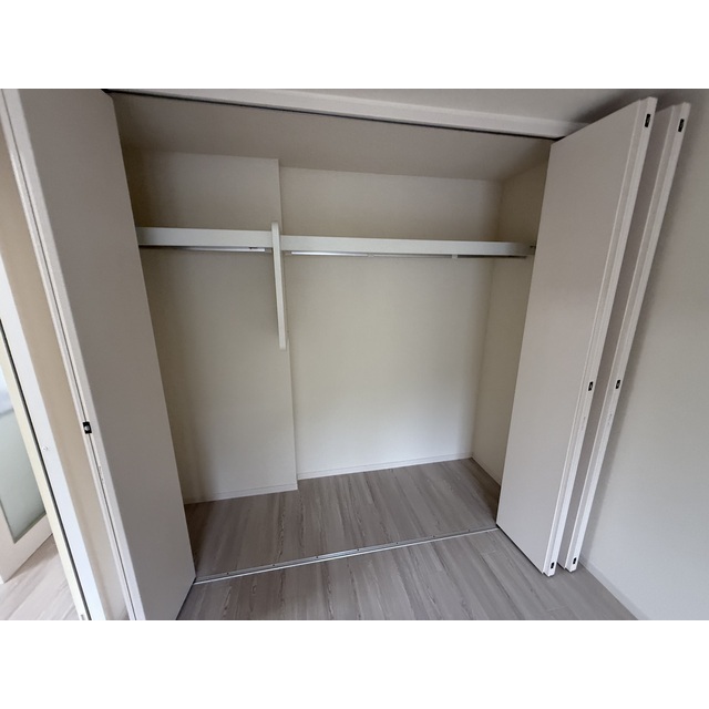 タウンコート旭町301号室 内観