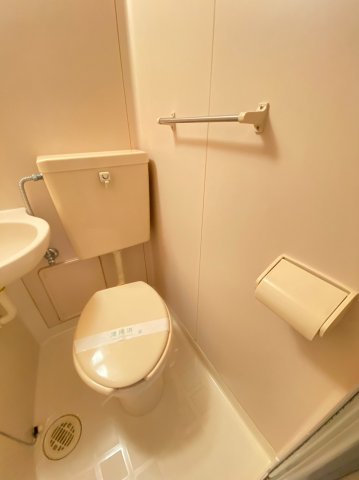 コスモハイツ305号室 トイレ