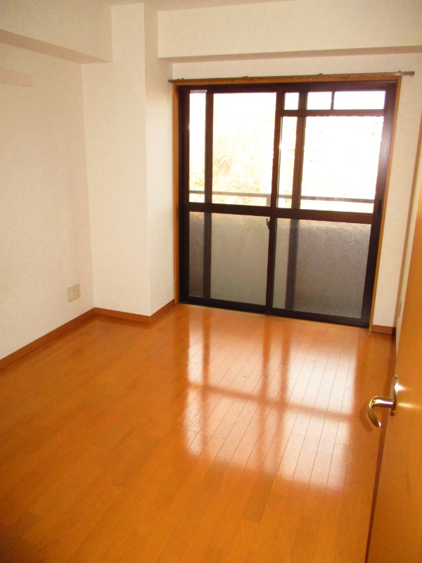 HIGH GROUND MANSION3階 内観
